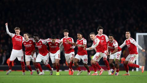  Дузпи пратиха Арсенал на 1/2-финал за 