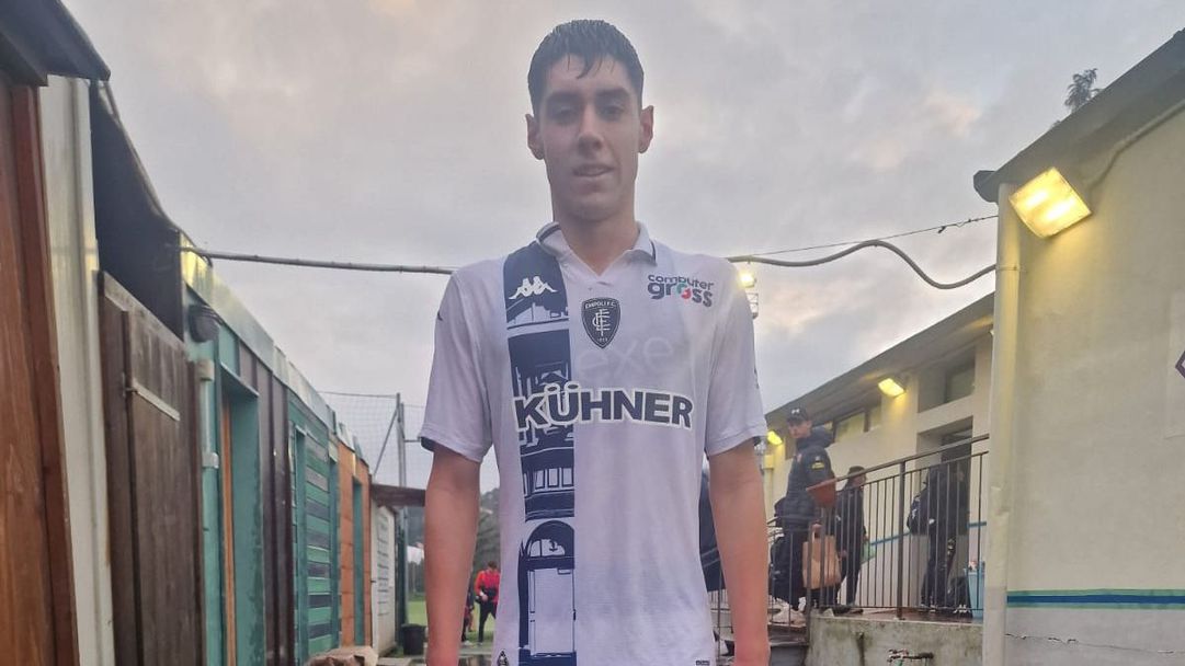 Талант на Черноморец (Бургас) с успешни проби в Емполи