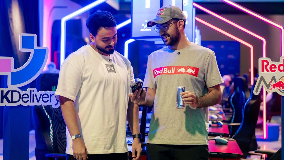 Собственикът на Team Falcons Мусад Msdossary Ал Досари коментира многобройните