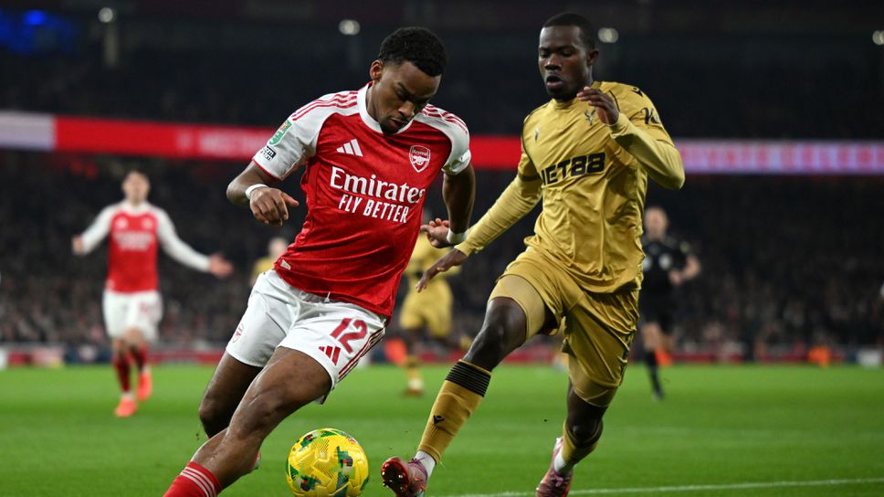 Арсенал 0:0 Кристъл Палас, невероятно спасяване на Бенитес