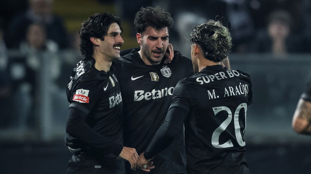 Спортинг се развихри срещу неудобен съперник