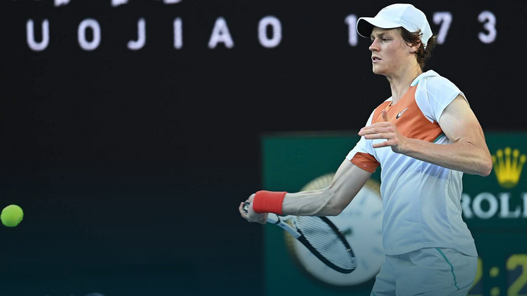 Яник Синер победи Алекс Де Минор и е на 1/4-финал на Australian Open