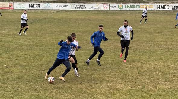 1 1 приключи приятелската среща между СФК Раковски и гостуващия