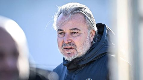 Ясен Петров: Да сме малко по-скромни, да не ви казвам на какви места водихме футболистите