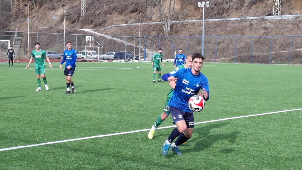 Спортист спечели с 5 3 третата си зимна контрола а