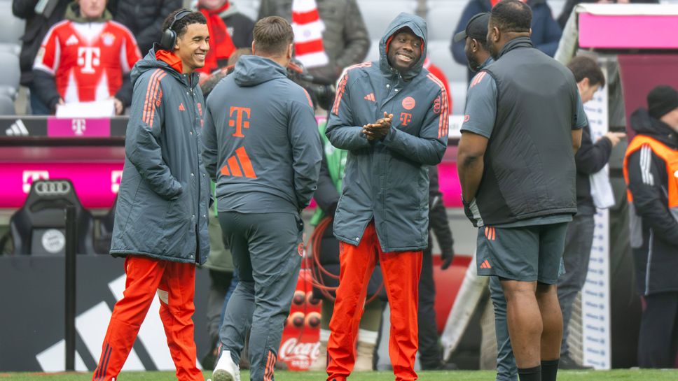 Лидерът в Бундеслигата Байерн Мюнхен посреща Аугсбург в баварското дерби