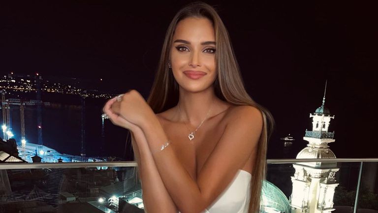  Екс тръпка на Овечкин натрупа лайкове с убийствено тяло 