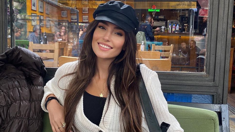 Албанска тв водеща отново прикова погледите