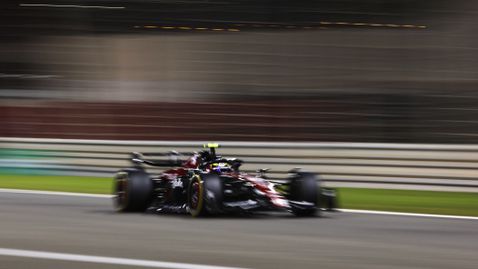 Гуаню Джоу оглави класирането в края на втория ден на теста в Бахрейн