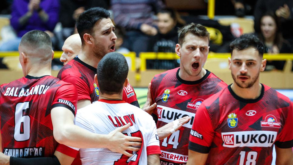 Нефтохимик безапелационно е №1 в НВЛ, победи за фаворитите преди плейофите!