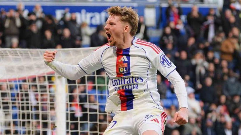 Чешки нападател е в полезрението на Атлетико Мадрид