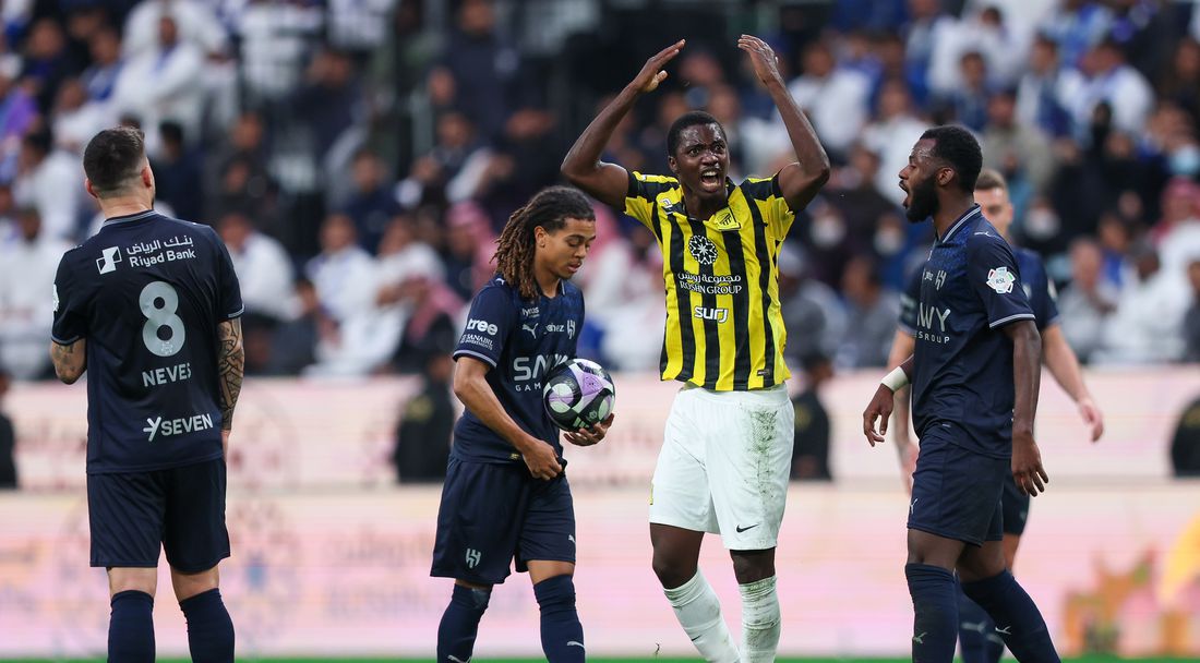 Марин Петков и Ал-Таавон откраднаха точка от отбора на Индзаги