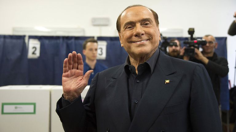 Собственикът на Монца Силвио Берлускони който от сряда е в