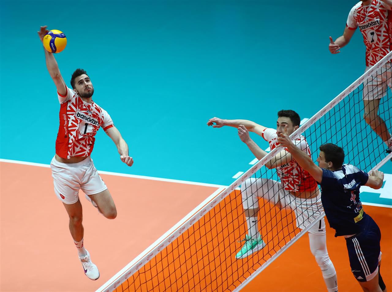 Мартин Атанасов и Зираатбанк бяха близко до успех, но не спечелиха "Чалъндж къп"