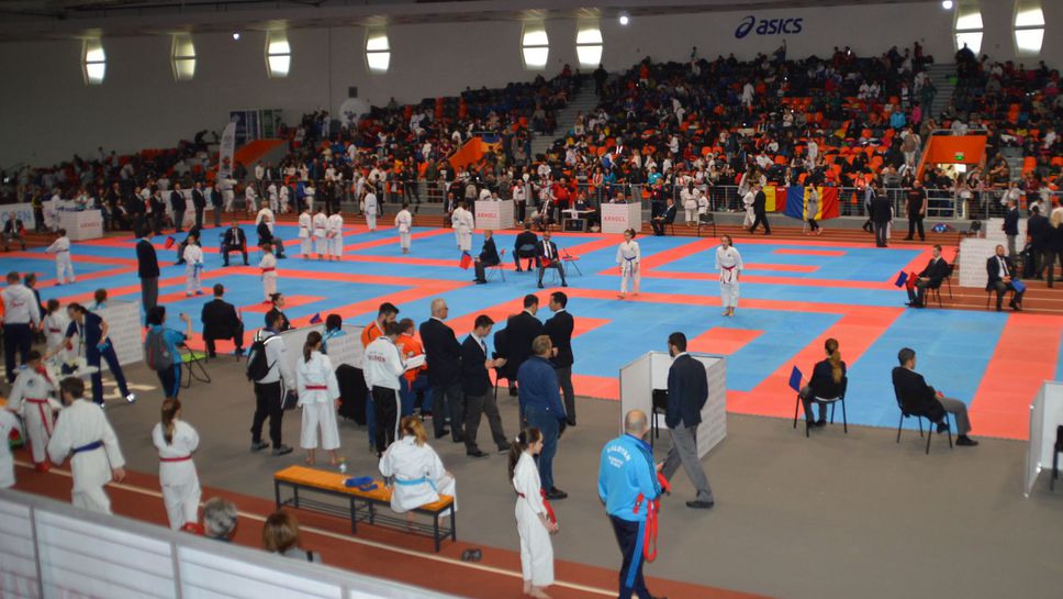 Състезателите от националния отбор треньори и рефери заминаха за участие