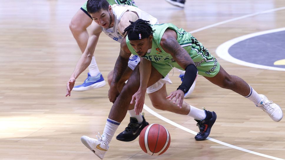 Американец си тръгна от Стара Загора след само седем мача