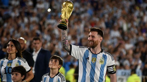 Аржентина с победа в първия си мач като действащ световен шампион