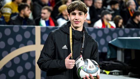 15-годишно момче със съществен принос за куриозния втори гол на Германия