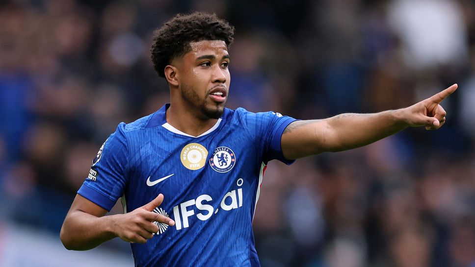 Интер се прицели в халф на Челси