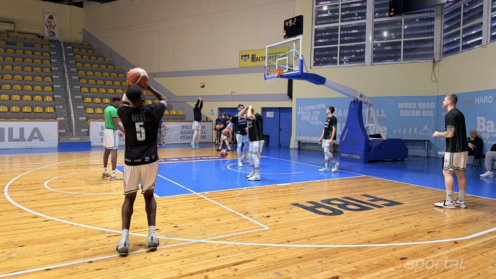 Очаквайте на живо: Черно море Тича гони задължителна победа срещу Левски