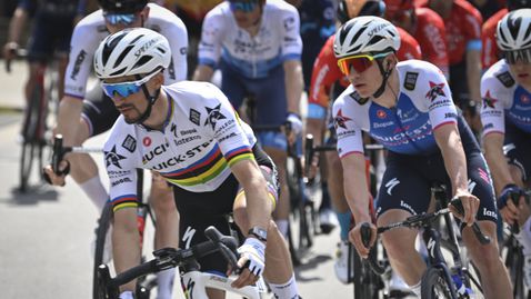 Световният шампион Алафилип пострада тежко по време на Лиеж-Бастон-Лиеж