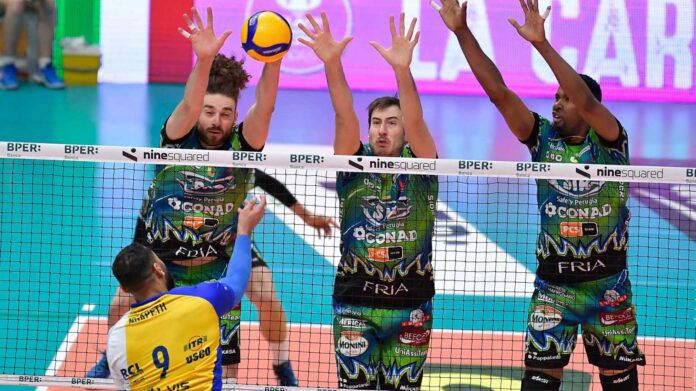 Вилфредо Леон заби 20 точки, Перуджа излъга Модена в полуфинал №4 🏐