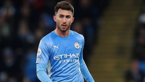  Барселона сменя Кристенсен с Лапорт 