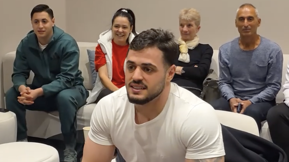 Известни личности пожелаха успех на Карлос Насар - вижте реакцията му