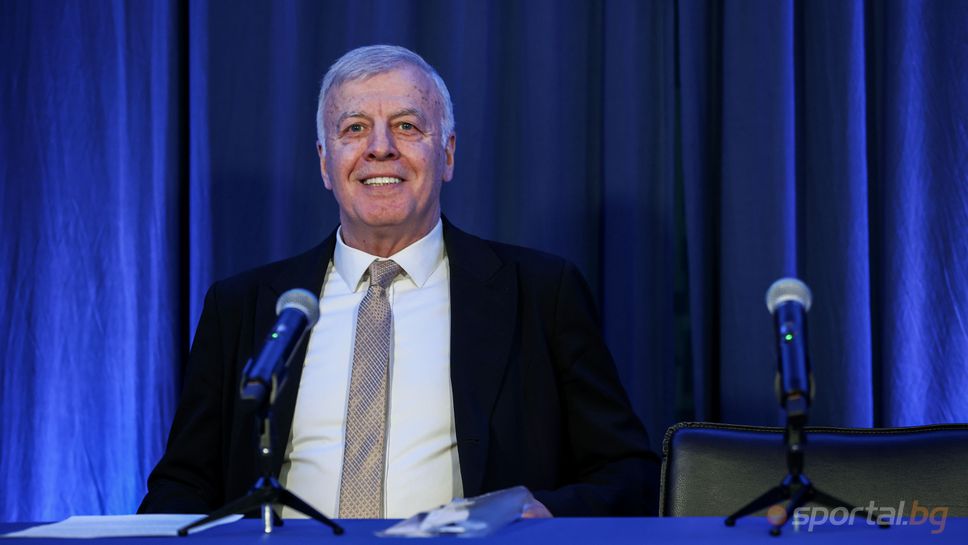 Пресконференция на Наско Сираков