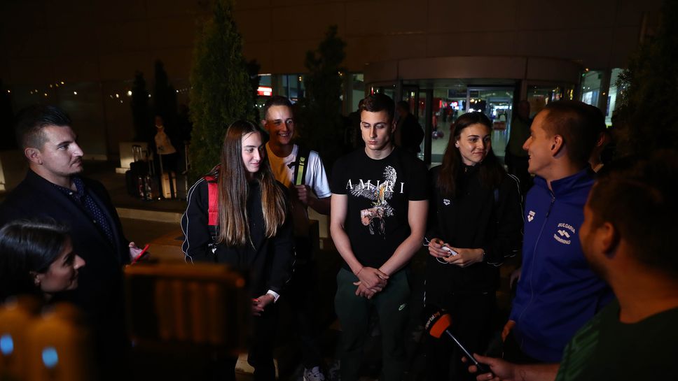 Плувците от националния отбор се завърнаха от Европейското първенство