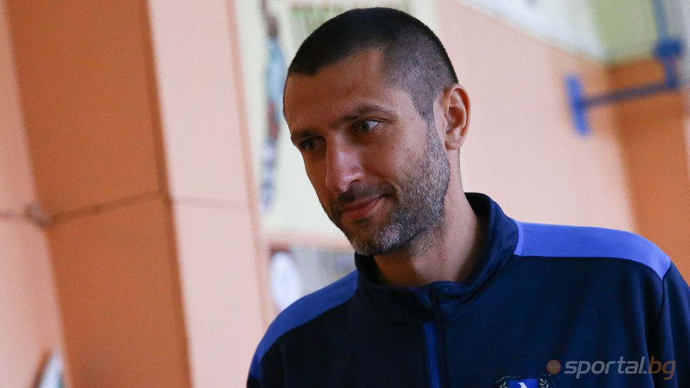 Веселин Веселинов става треньор в Черно море