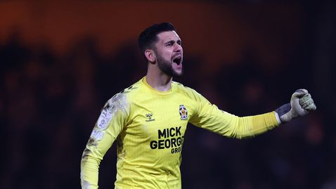  Българин в един тим с Александър-Арнолд, Фабиньо, Тиаго Силва и Мейсън Маунт 