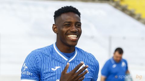  Левски контракти продажбата на Кордоба 