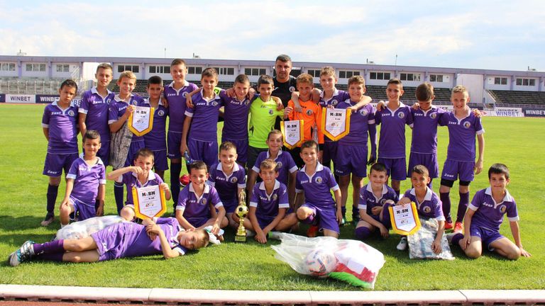 Отборът на Етър спечели детския футболен турнир за Купата на