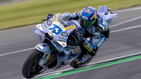  Алекс Маркес нанесе първо проваляне на брат си в спринт през 2025 година 