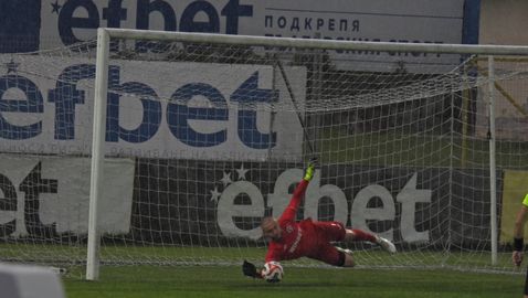 Етър помрачи празника на "Огоста", Монтана пропусна две дузпи