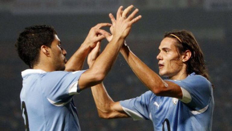 Луис Суарес даде заявка за Ел Класико с 2 гола за Уругвай (видео)