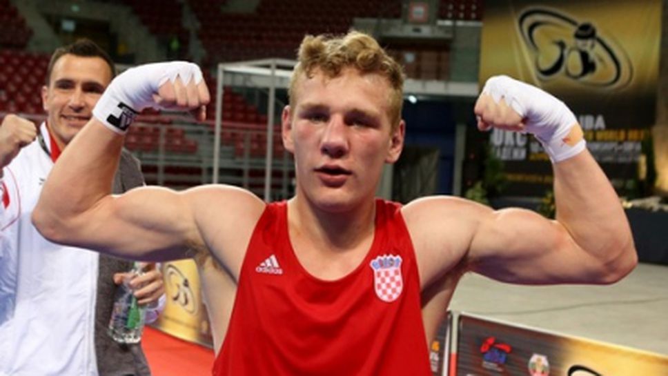 Млад хърватски боксьор преби съдия на европейското (видео)