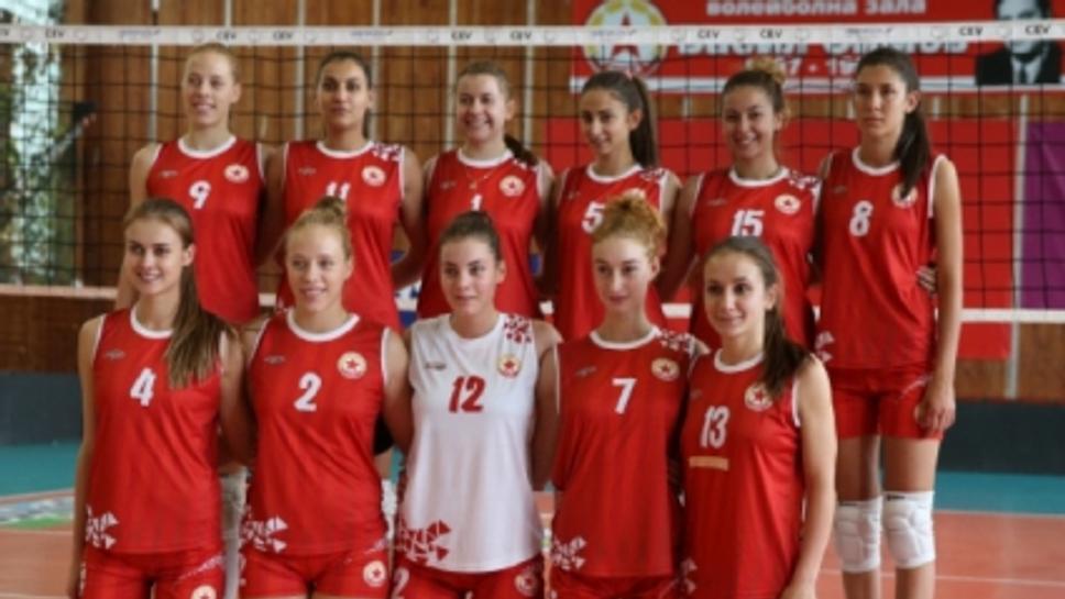 Женският отбор на ВК ЦСКА с екипи на "Красико спорт"