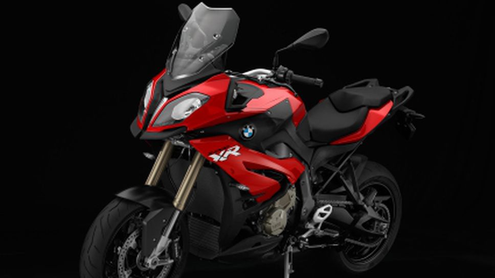 Новият BMW S 1000 XR – всички хубави неща са четири