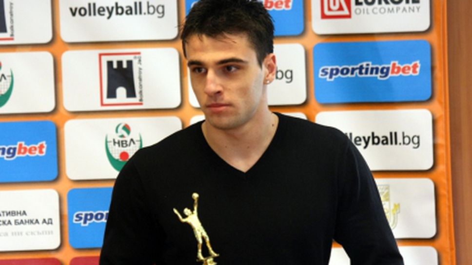 Тодор Вълчев подписа с отбор от Иран