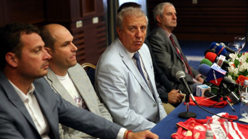 ЦСКА поздравява най-сърдечно министър от новото правителство
