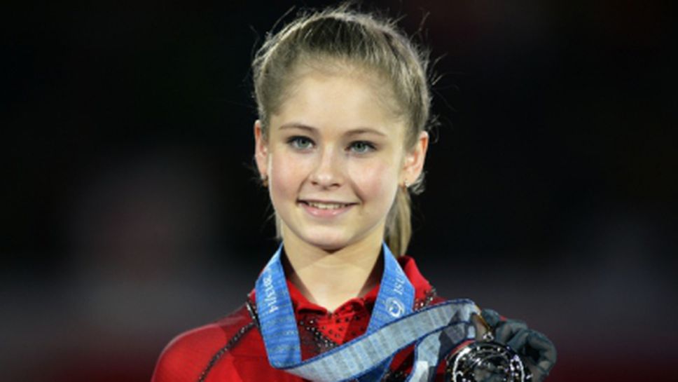 Руската фигуристка Юлия Липницкая призна, че след олимпийските игри в Сочи живее под "непрекъснат стрес"