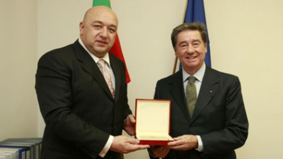Министър Кралев се срещна с президента на Международния кънки съюз