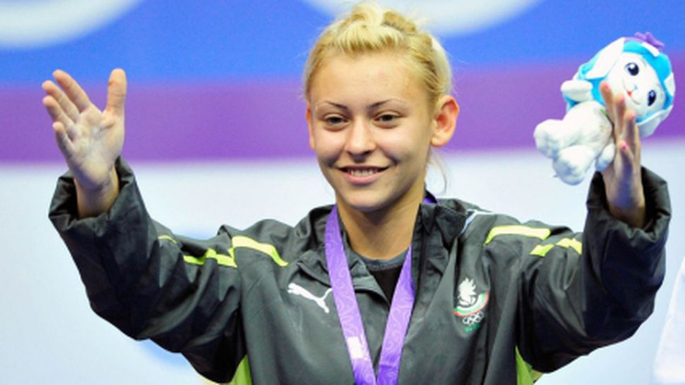 Боянка Костова стана европейска шампионка със световен рекорд