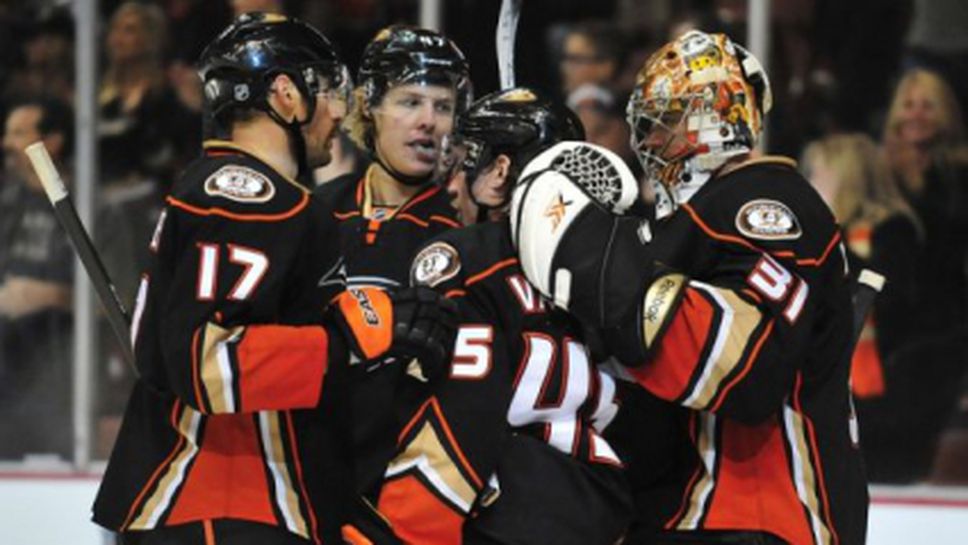 Анахайм се изравни с досегашния лидер Монреал