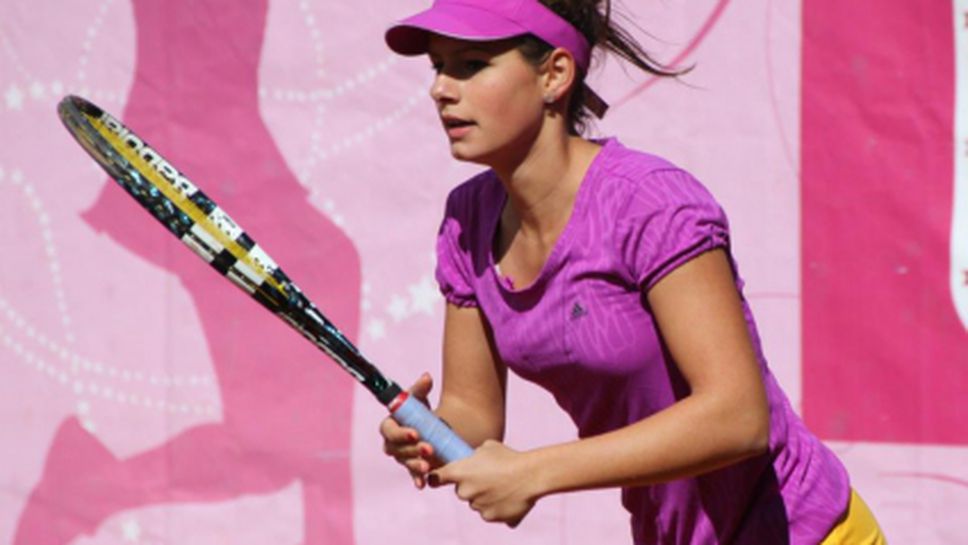 Стаматова достигна 1/2-финалите на двойки в Анталия