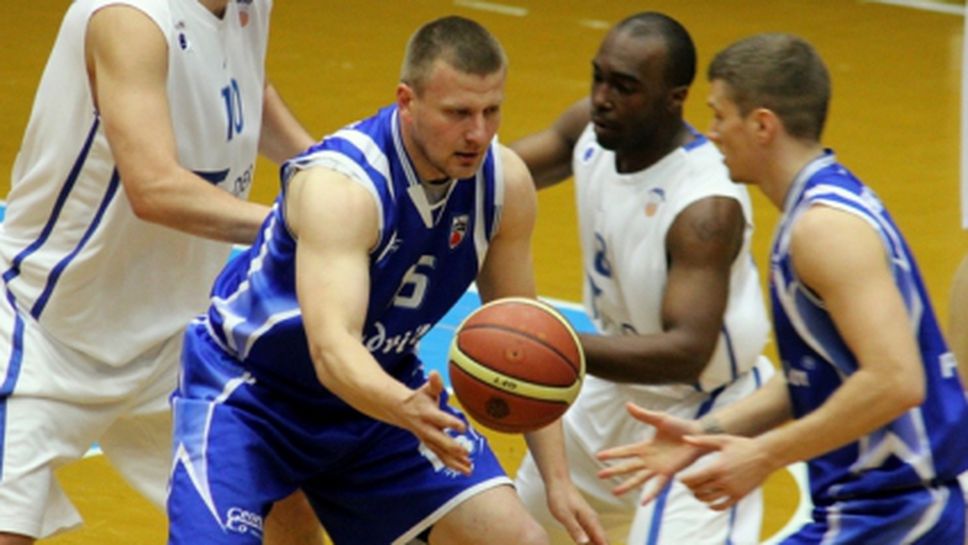 Тодор Тодоров носи успех на Черноморец