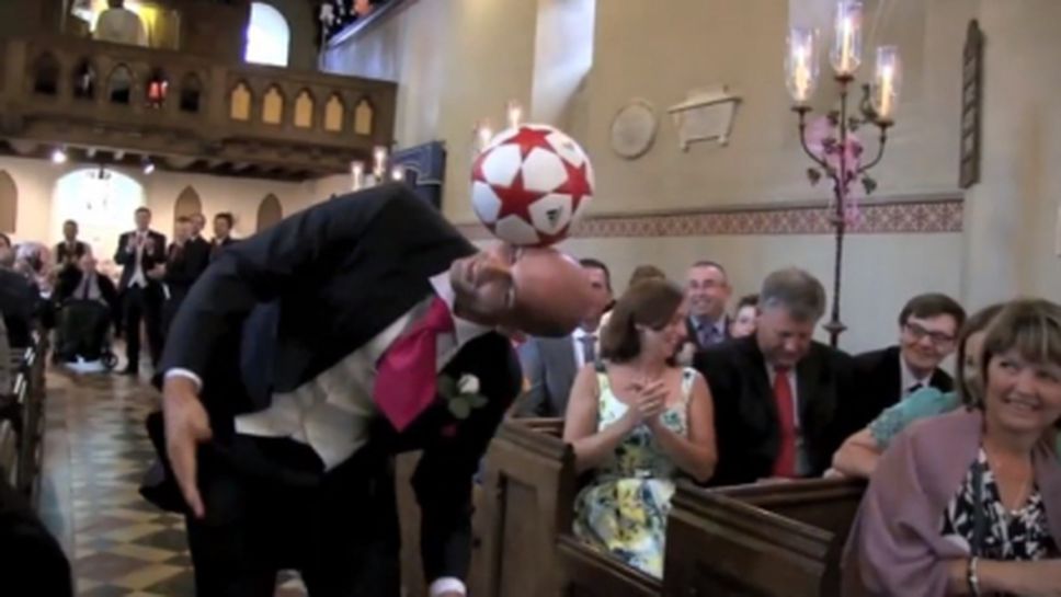 Вижте какво прави с топката този човек (видео)