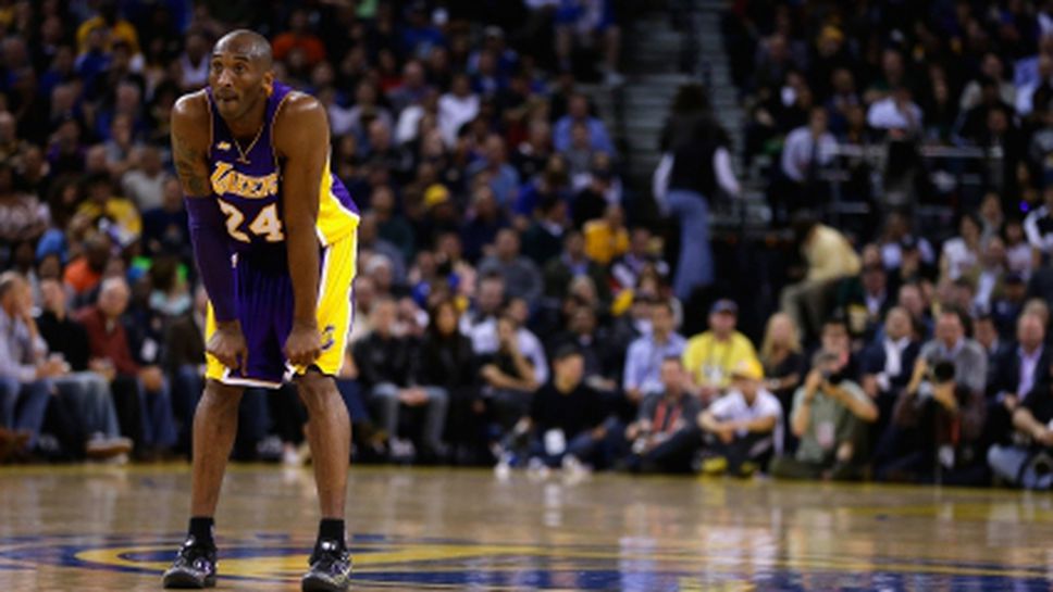 Коби подновява тренировки с Лейкърс